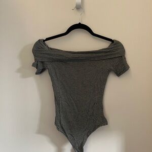 Guess Gray and White Off-the-Shoulder Striped Bodysuit